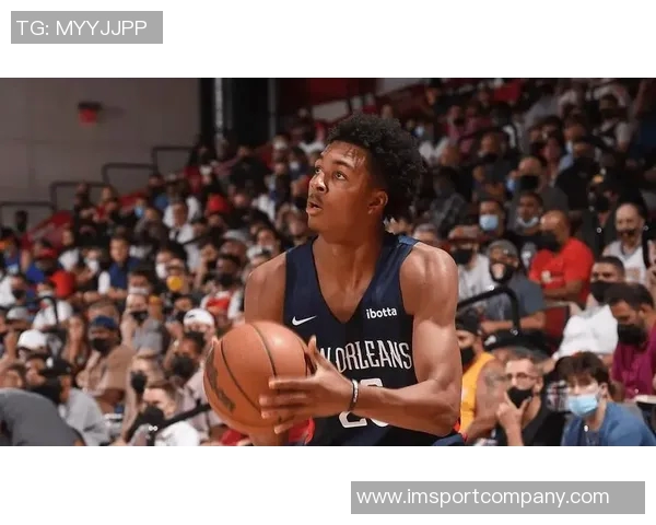 墨菲表现惊艳九投六中斩获18分5篮板3抢断三分球命中率高达80